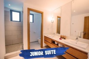 Mythic Suites and Villas bathroom-junior-suite-mythic-suites-villa-grand-gaube