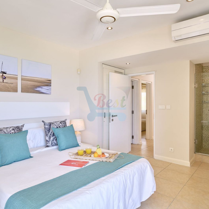 Bon Azur beachfront Suites & penthouses