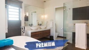 Leora beachfront Premium Apartments bathroom
