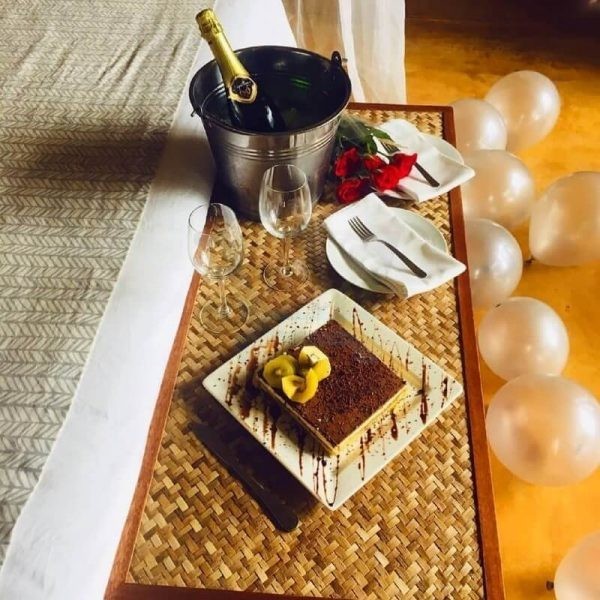 Birthday Package at L'Exil Lodges Day Use Room