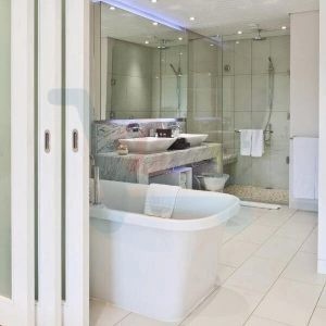 Radisson Blu Azuri Inside Bathroom