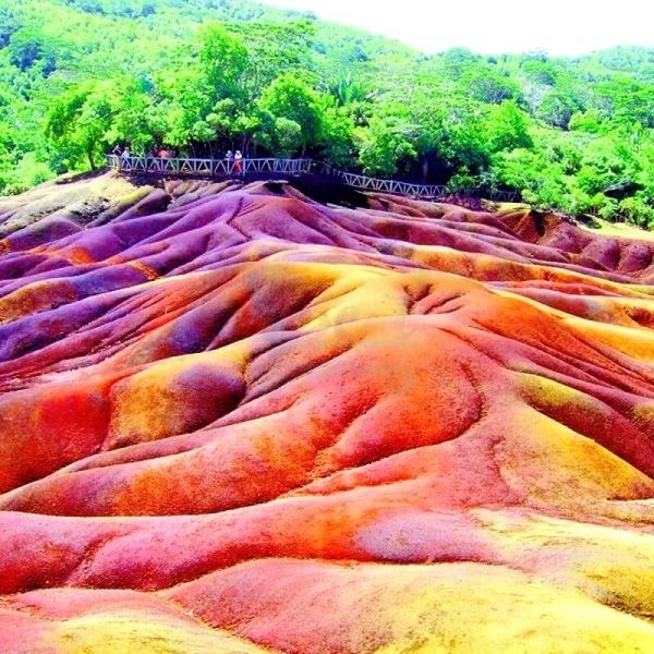 chamarel-7-coloured-earth-mauritius
