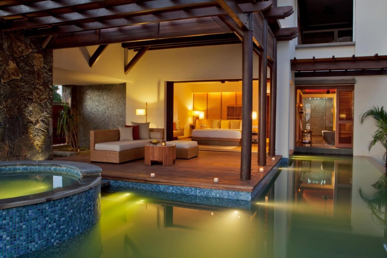 Le Jadis Hotel luxury pool