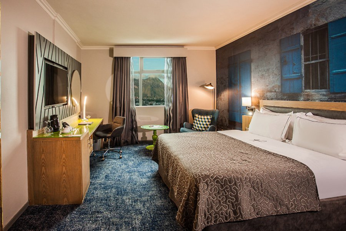 Hennessy Park Hotel Classic room view