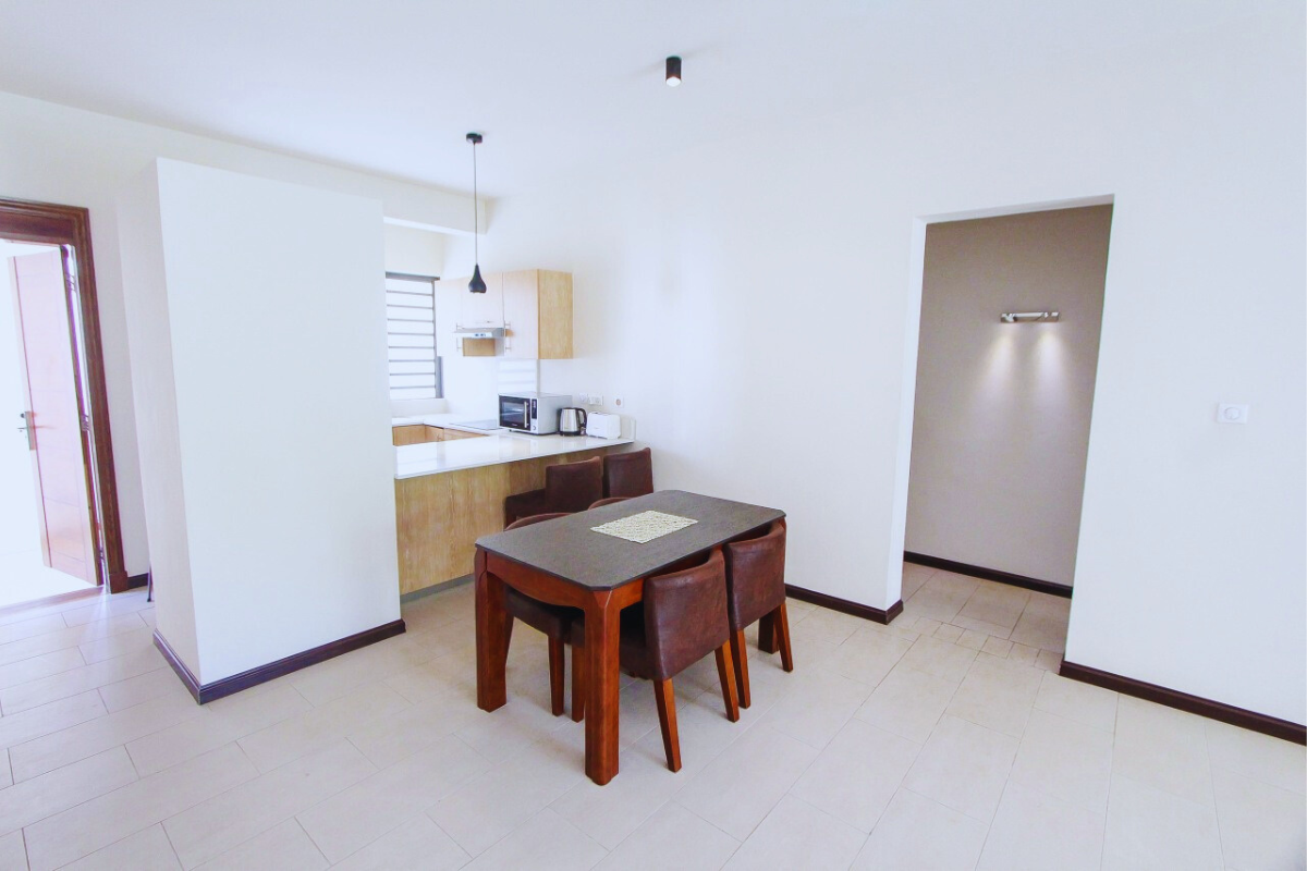 Nitzana Residences Three Bedroom Apartment dining