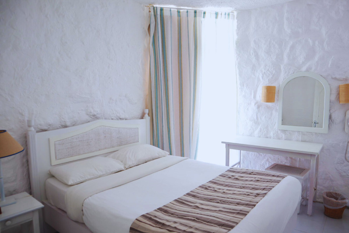Casuarina Family cottage bed