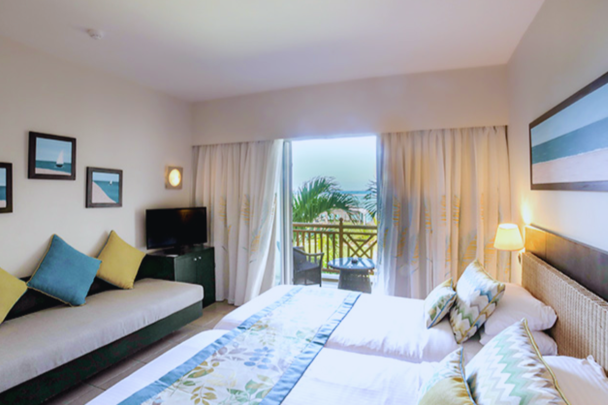 Pearle Beach Beachfront Room