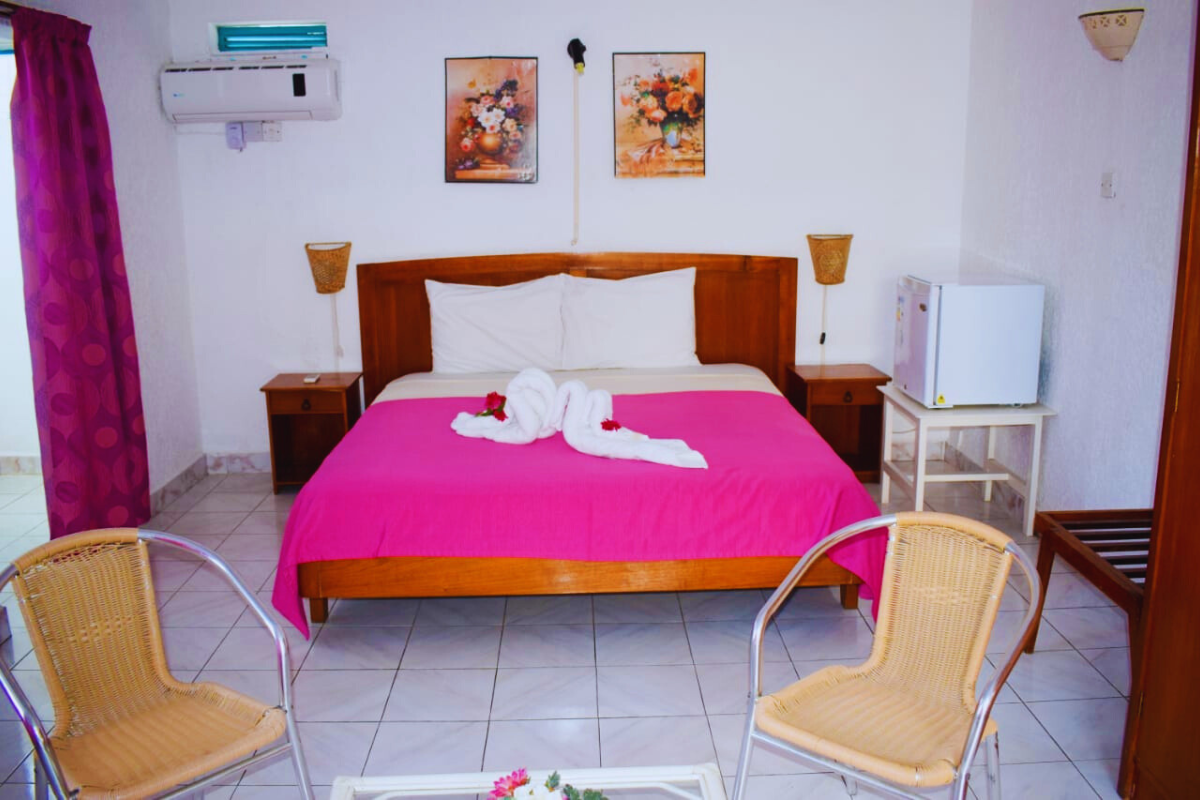 Auberge Anse Aux Anglais room