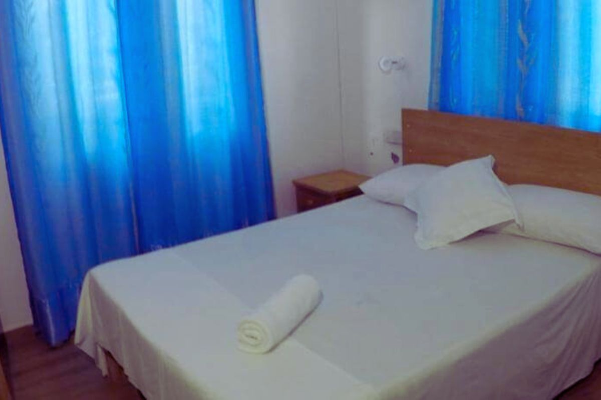 Koki Boner Rodrigues Bedroom