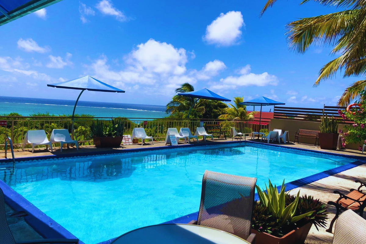 KonoKono swimming pool