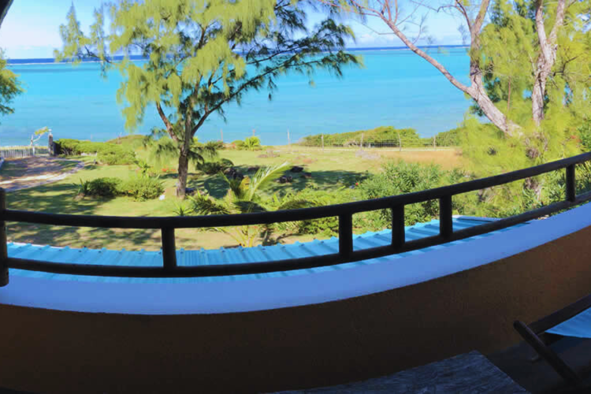 La belle Rodriguaise balcony view