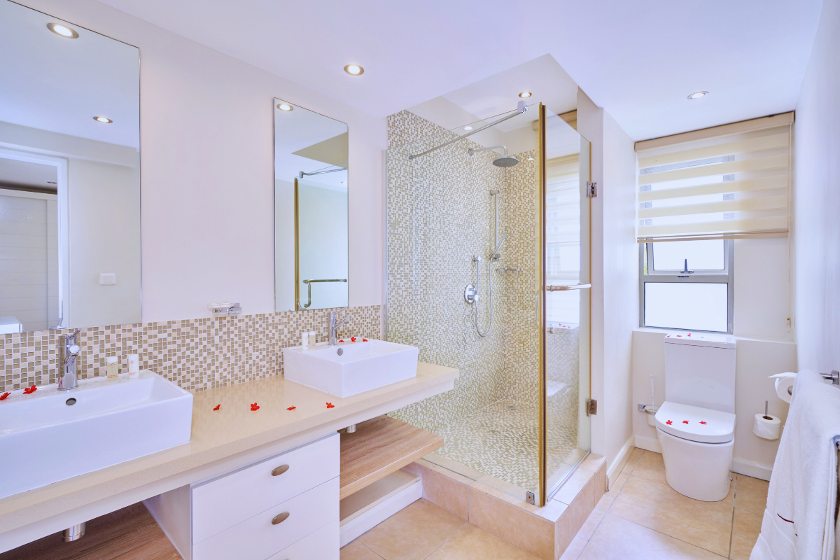 Bon Azur 1 bedroom penthouse interior