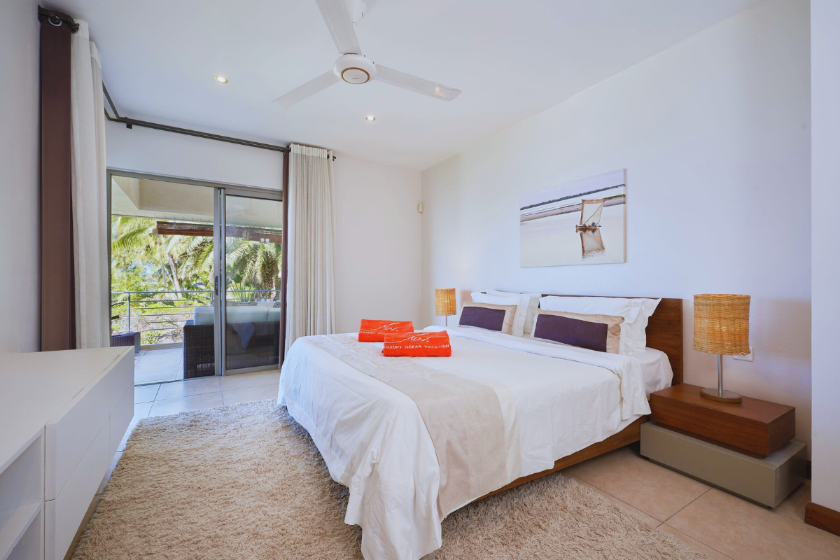 Bon Azur 2 bedroom master bed