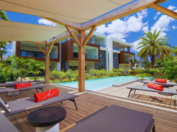Nautilya residence pool
