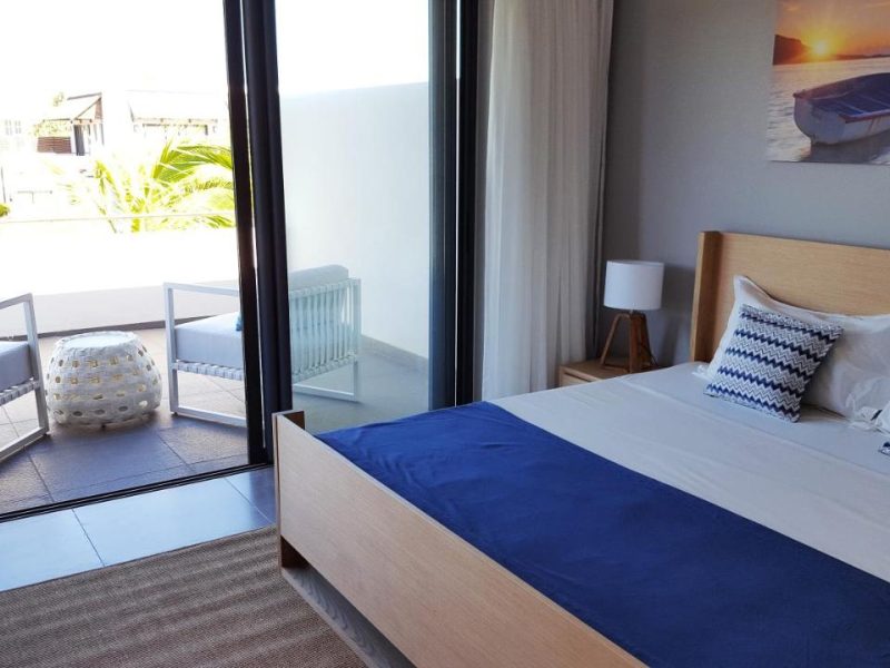 Choisy Les Bains –  3 Bedrooms Standard Apartment Pool View