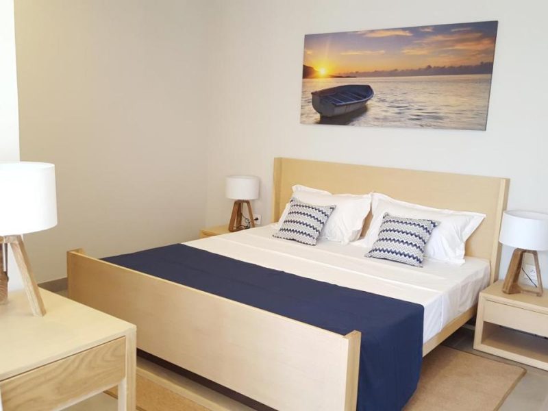 Choisy Les Bains –  2 Bedrooms Standard Apartment Pool View