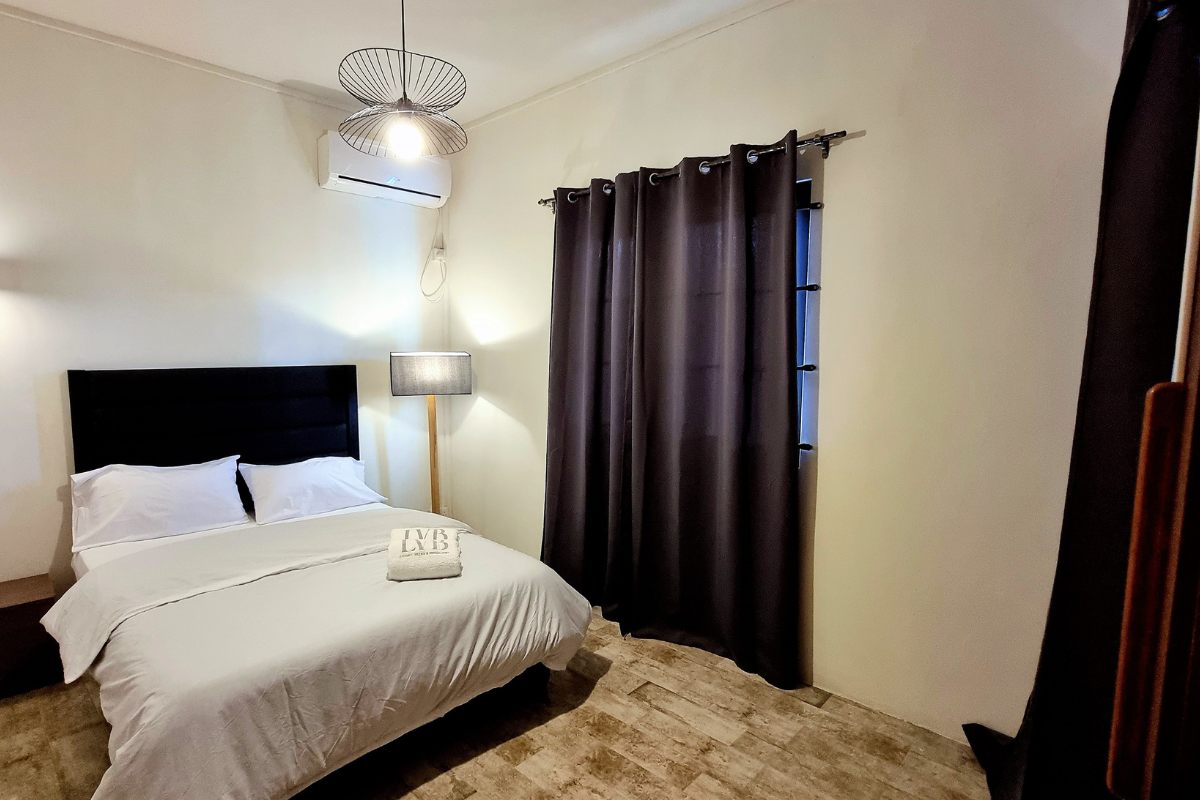 1 bedroom bed