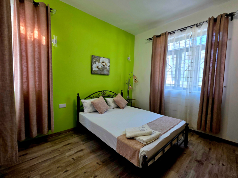 Wave Rock villa bedroom
