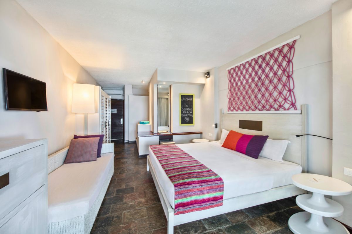 Solana Beach Mauritius Superior Room