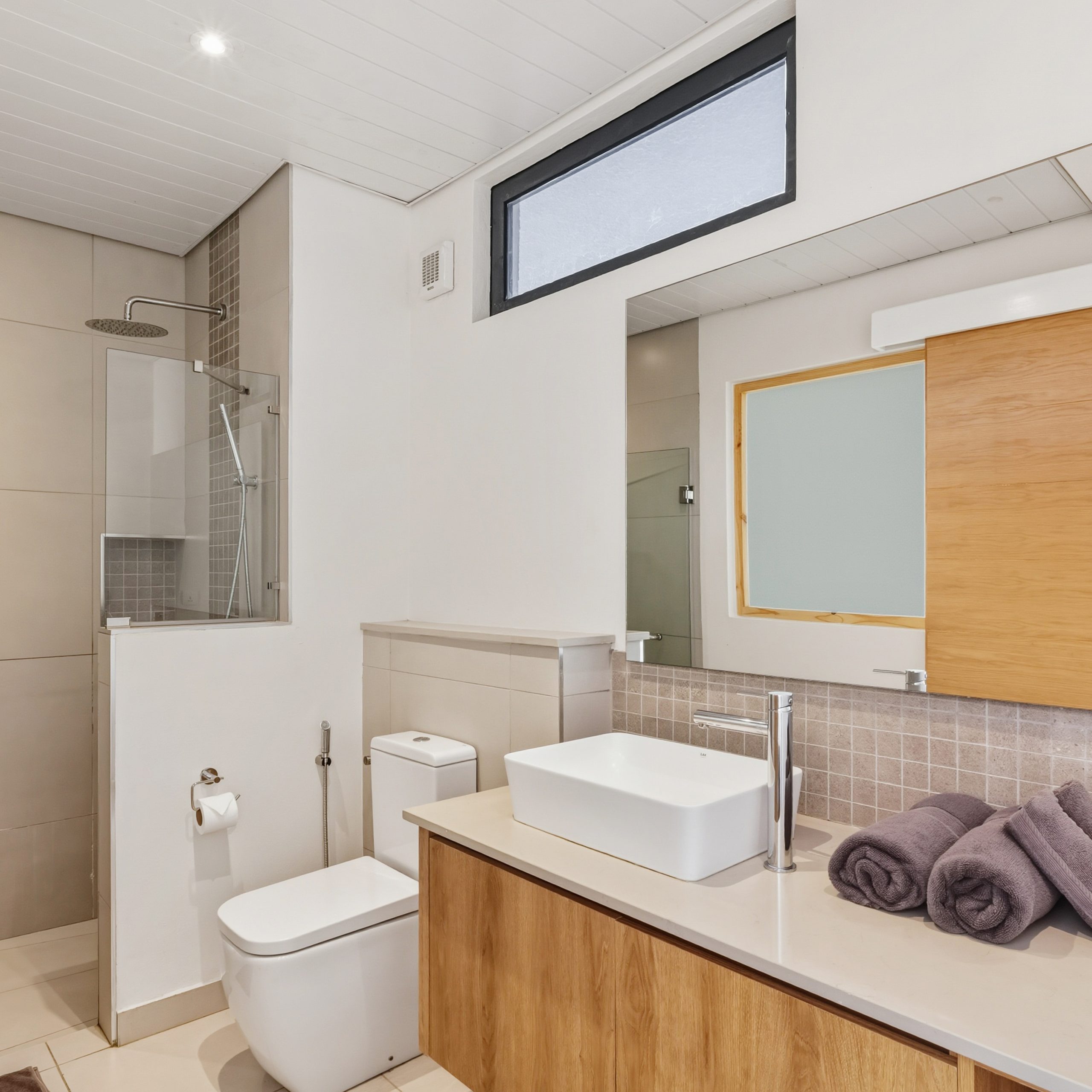 Coral-Signature-Garden-View-Ground-Floor-bathroom