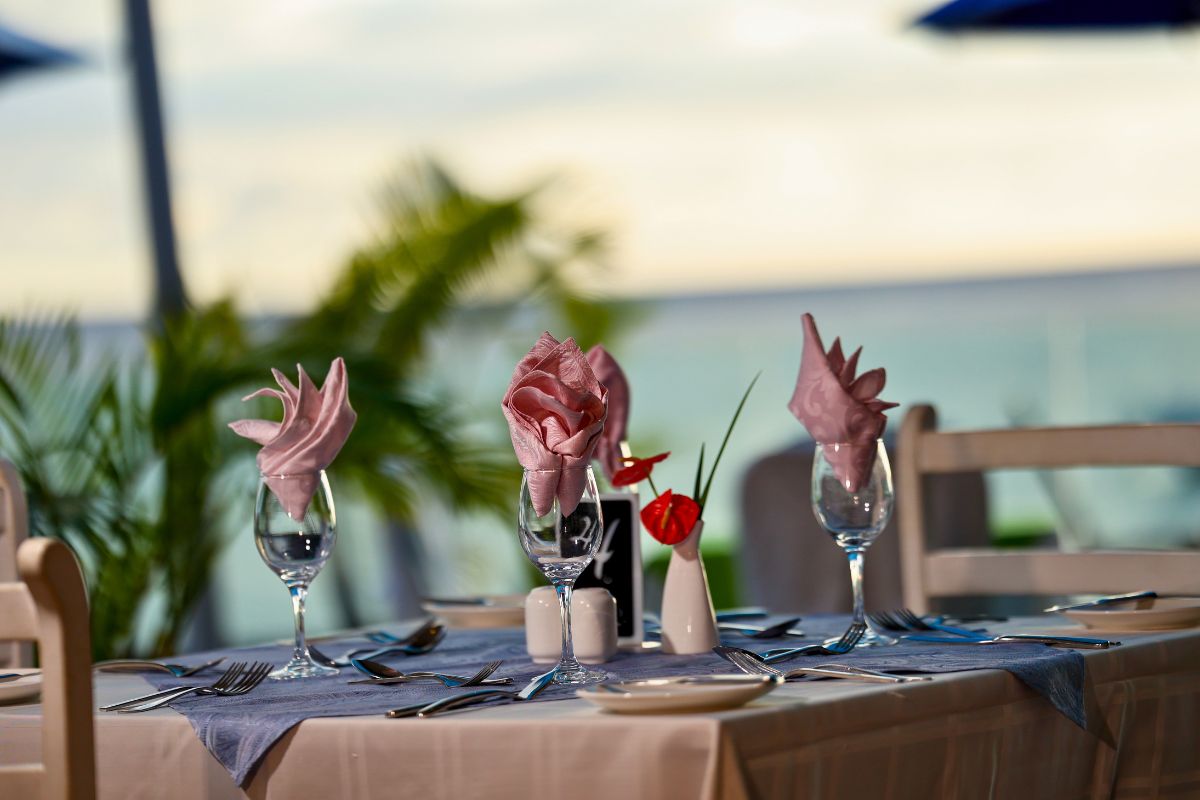 Gold Beach Dining